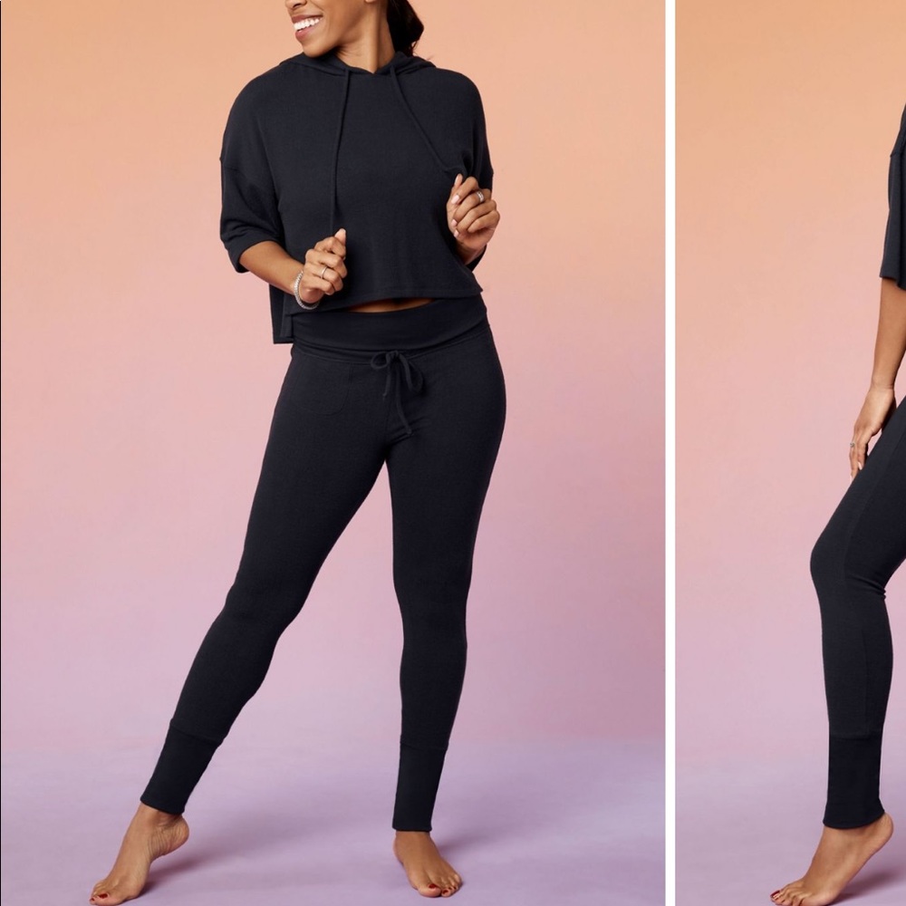 Fabletics lounge outfit